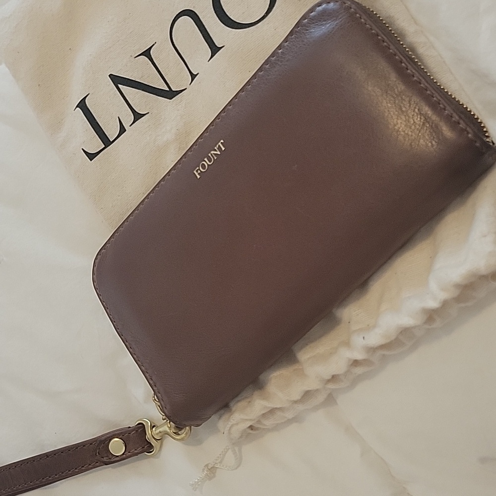 FOUNT Leather Cettie Accordian Wallet in Hazelnut